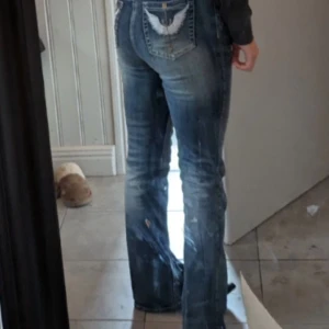 Jeans - Säljer nu mina jätte fina jean men dem är dock för stora för mig priset kan diskuteras:)) storlek S/M
