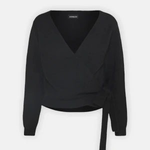 Omlott cardigan  - Helt ny kofta från even & odd med lappen kvar! Aldrig använd och säljer då den ej kommer till användning 🙌🏼💕nypris 339kr