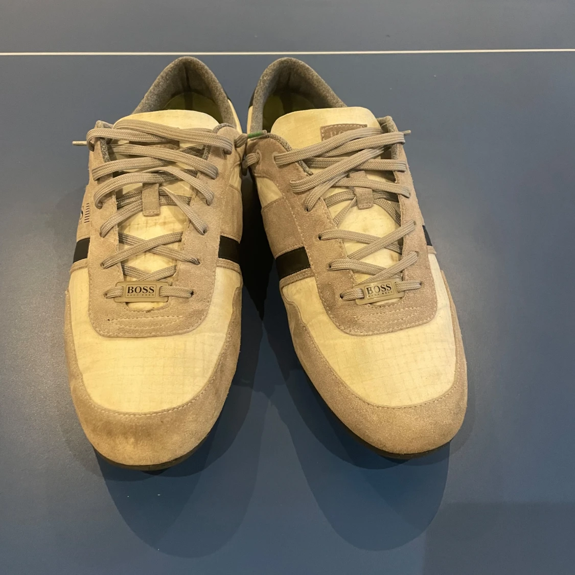 Hugo boss skor  - 90