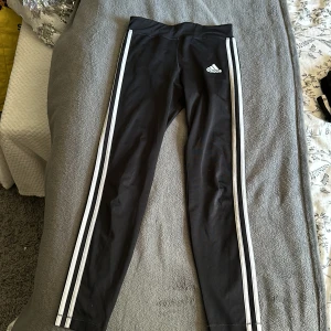 Träningsbyxor  - Väldigt fina och bekväma tröningsbyxor