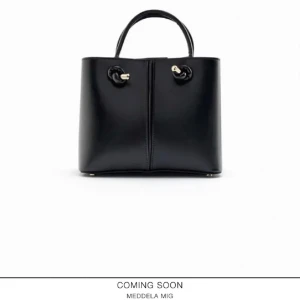 Zara bag - Som ny! Älskar dens rymlighet perfekt för skola 🌸