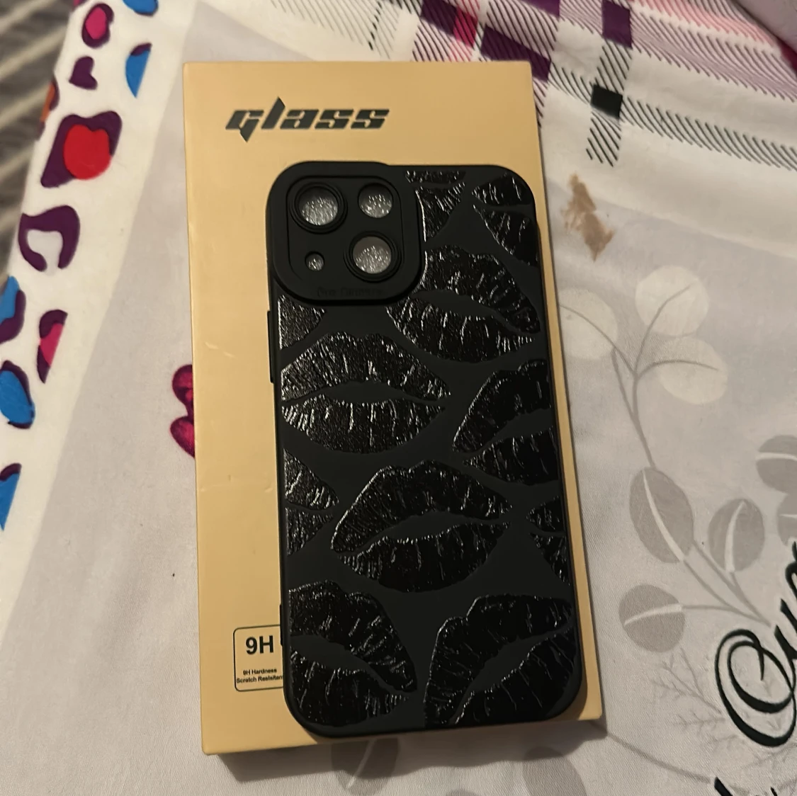 iPhone 13 mini skärmskydd & skal