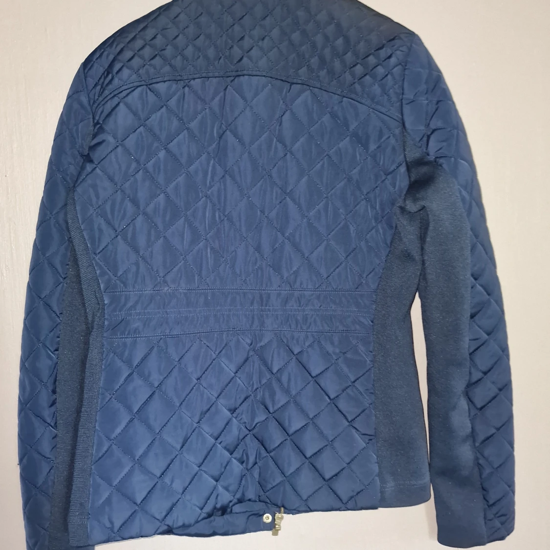 Quiltad jacka från Vila - 90