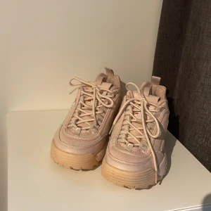 Fila Disruptor - Fila Disruptor. Skick 9/10. Strl 38. 