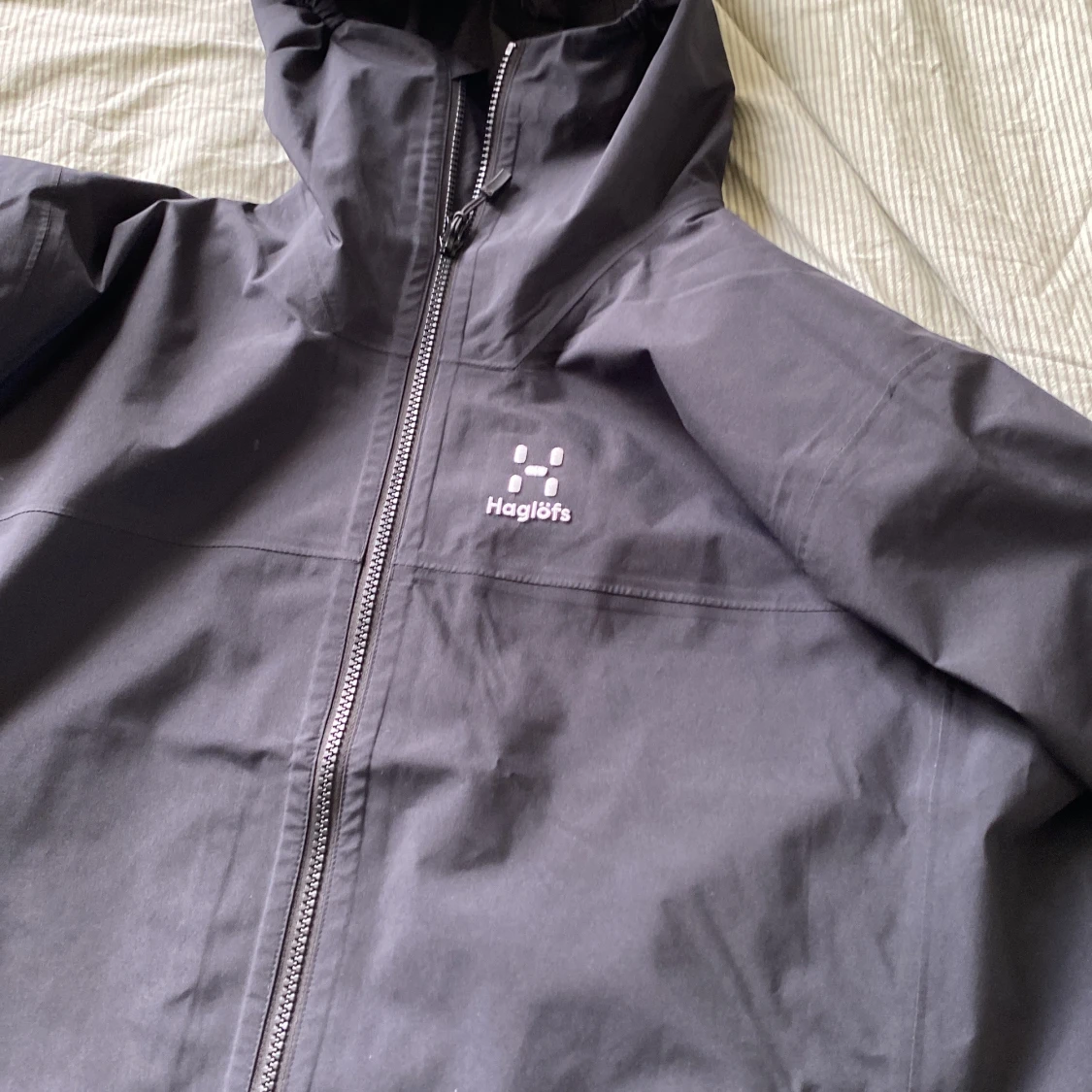 Svart vindjacka från Haglöfs - 90