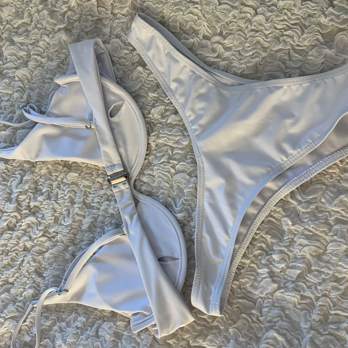 Vit och röd bikini - 91