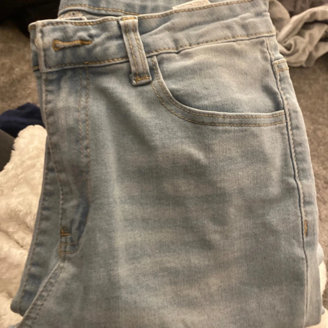 Ljusblå bootcut jeans - 1