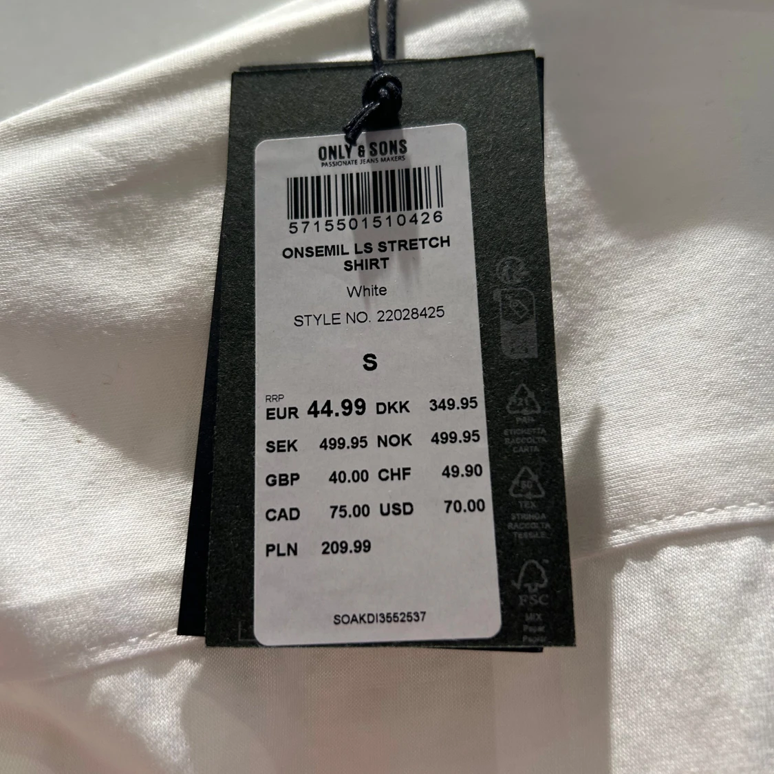 Vit långärmad skjorta från Only & Sons - 2