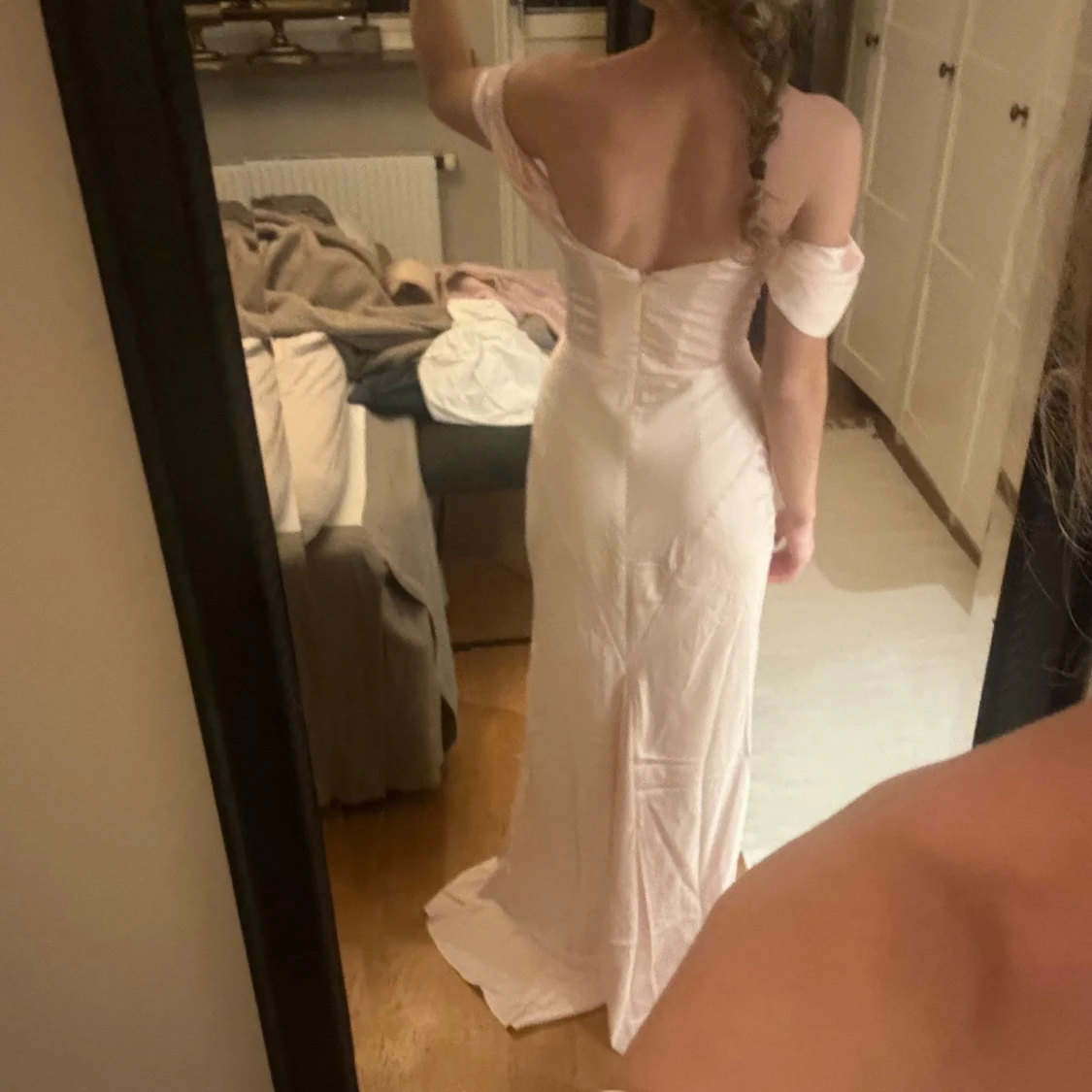 Ljusrosa axelbandslös långklänning - 2