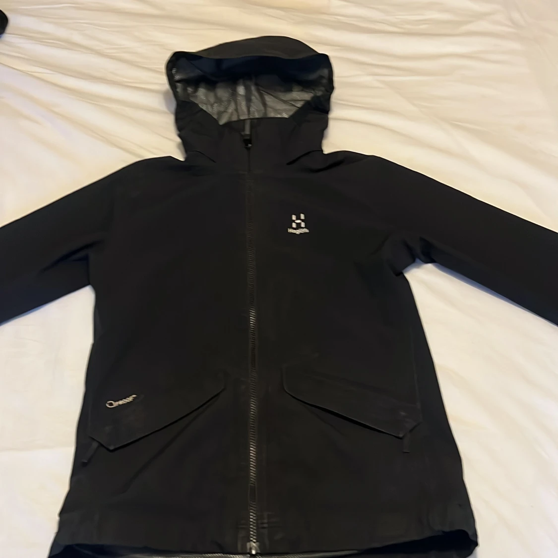 Svart jacka från Haglöfs - 1