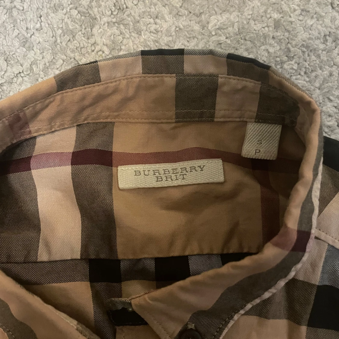 Rutig skjorta från Burberry  - 1