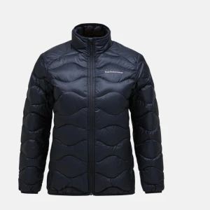 Peak performance jacka  - Säljer min peak performance jacka då den inte kommer till användning längre. Ett lite hål nere på höger arm, skriv för fler bilder. Priset kan alltid diskuteras 