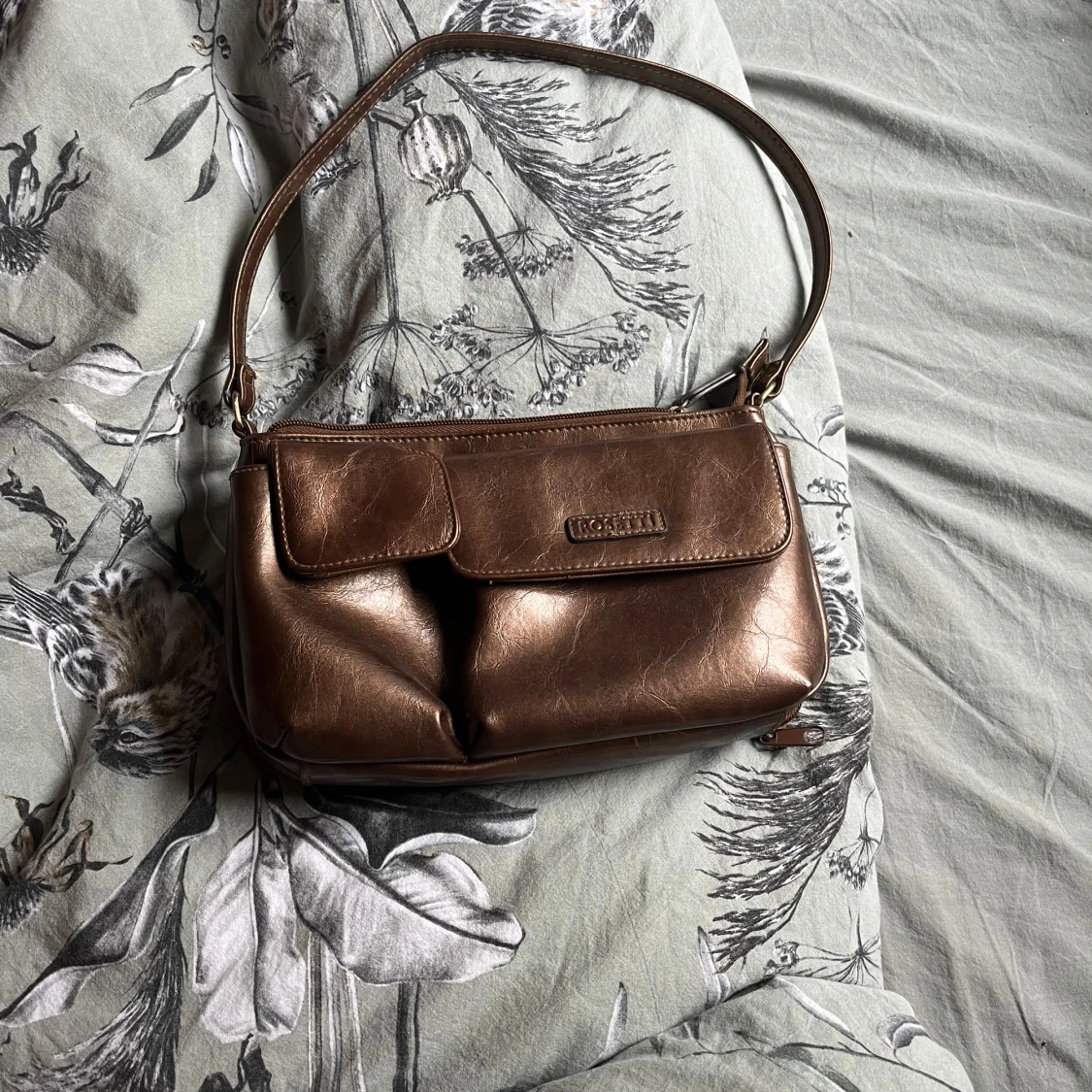 Brun/metallic vintage handväska