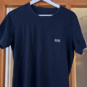 3st Hugo Boss T-shirts, bra skick