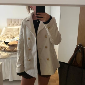 Kort jacka/kappa  - Kort jacka/kappa ifrån Morris! I mycket bra skick. 