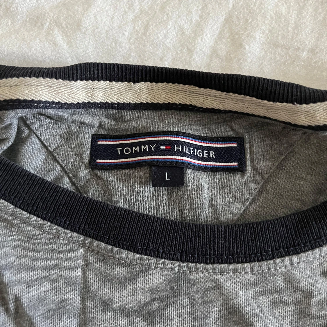 Tommy hilfiger t-shirt - 91