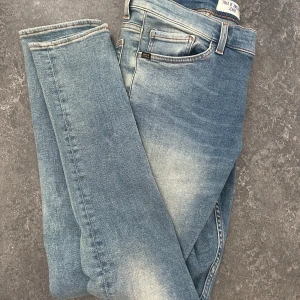 Tiger of Sweden jeans - Jeansen är helt nya köpta från Tiger of Sweden för 1799kr. 