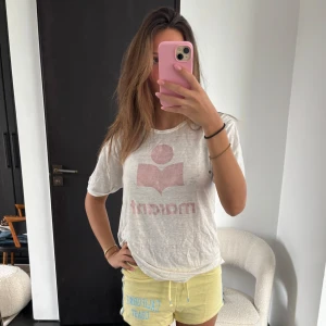 Isabel marant T-shirt - Jätte fin kortärmad från Isabel marant i bra skick!🥰