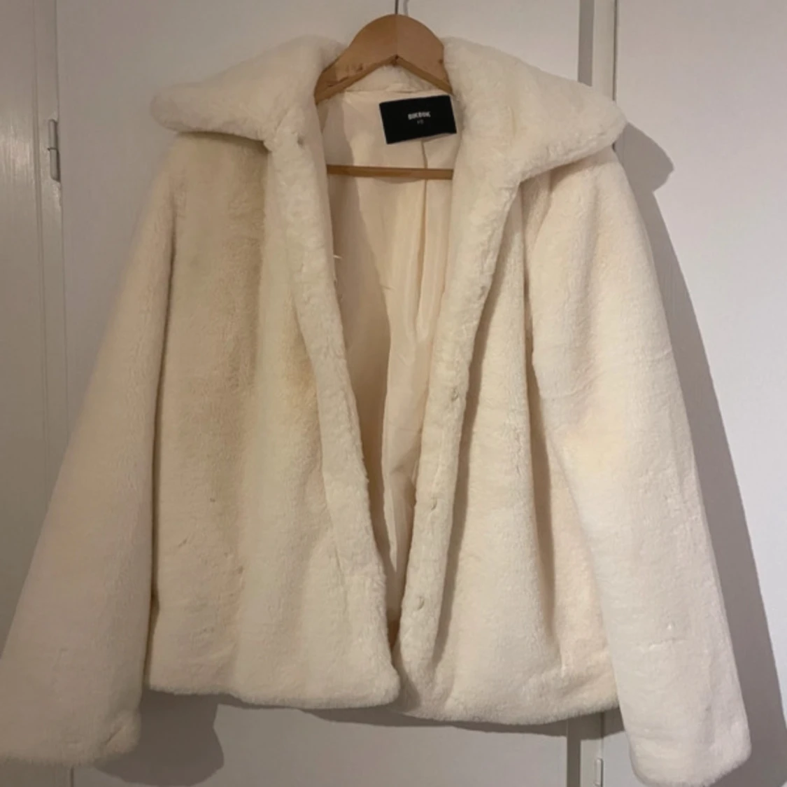 Vit pälsjacka  - 91