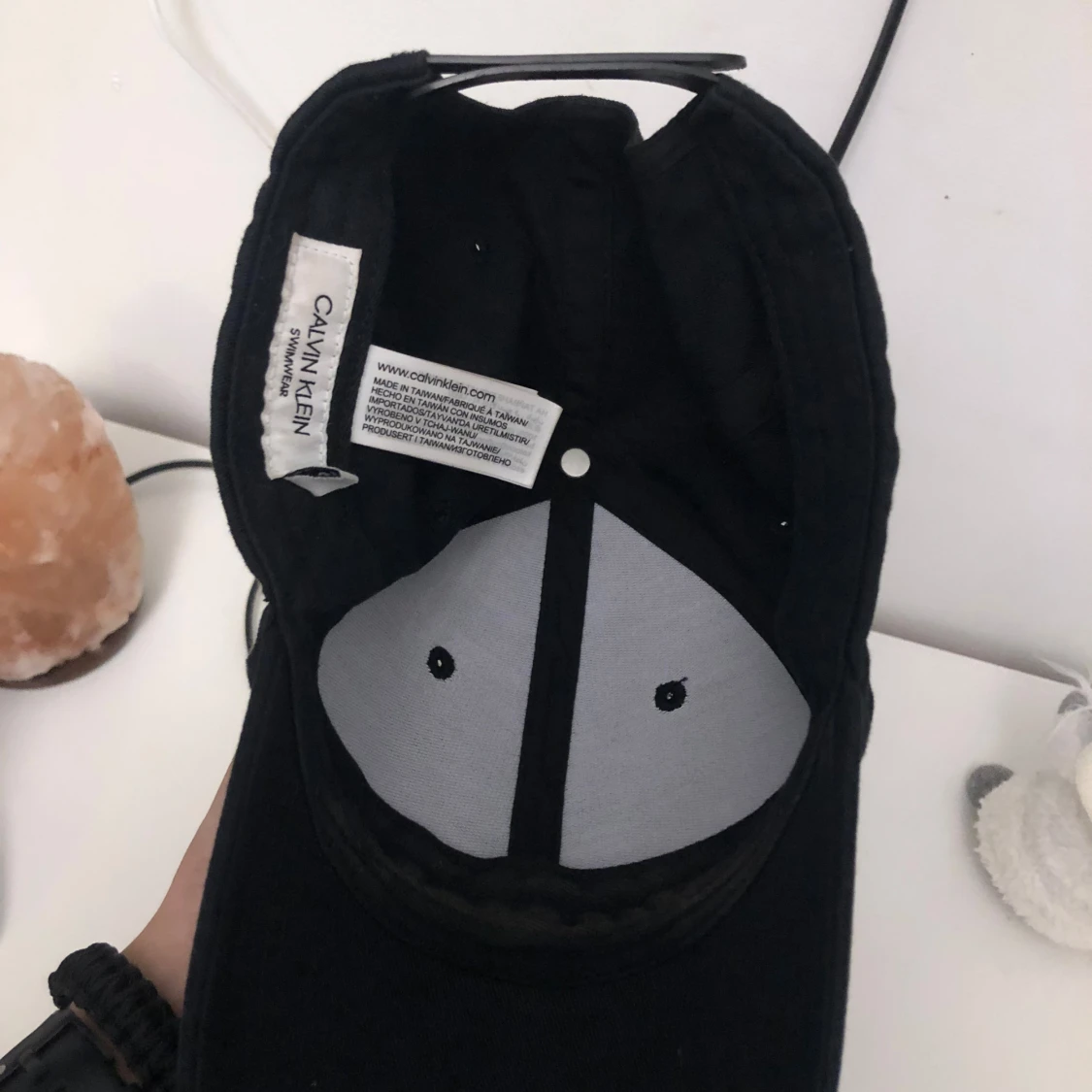 Svart keps från Calvin Klein - 93
