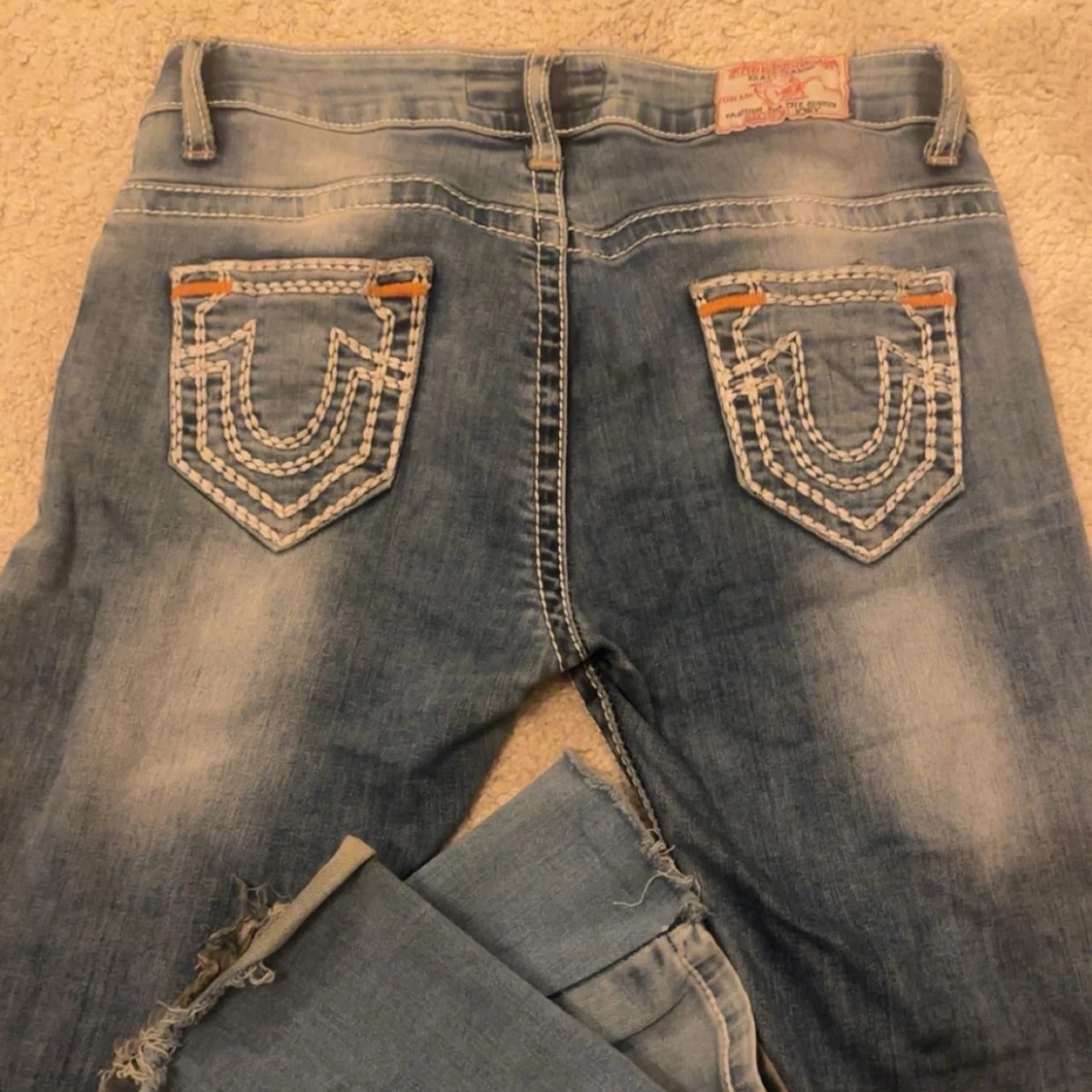 Blå jeans från True Religion - 90
