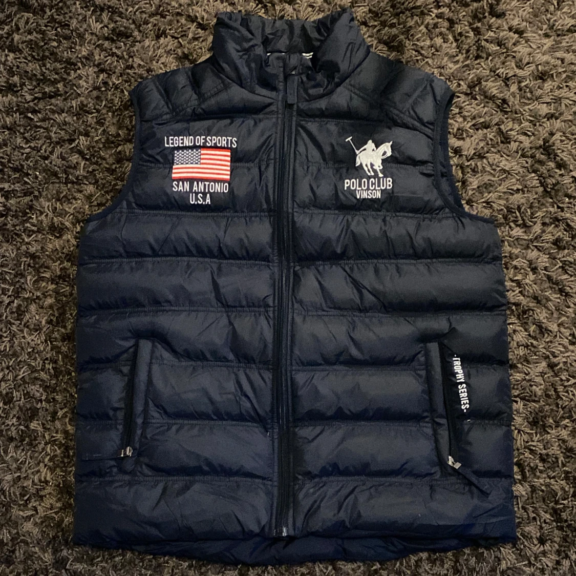 Mörkblå dunväst från Vinson Polo Club - 90