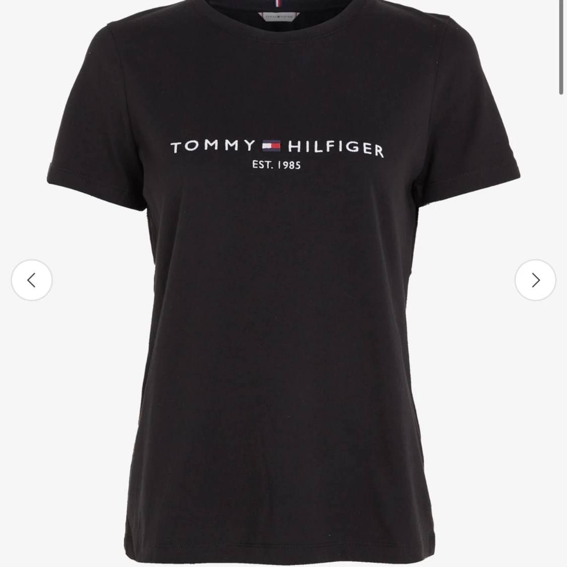 Svart t-shirt från Tommy Hilfiger