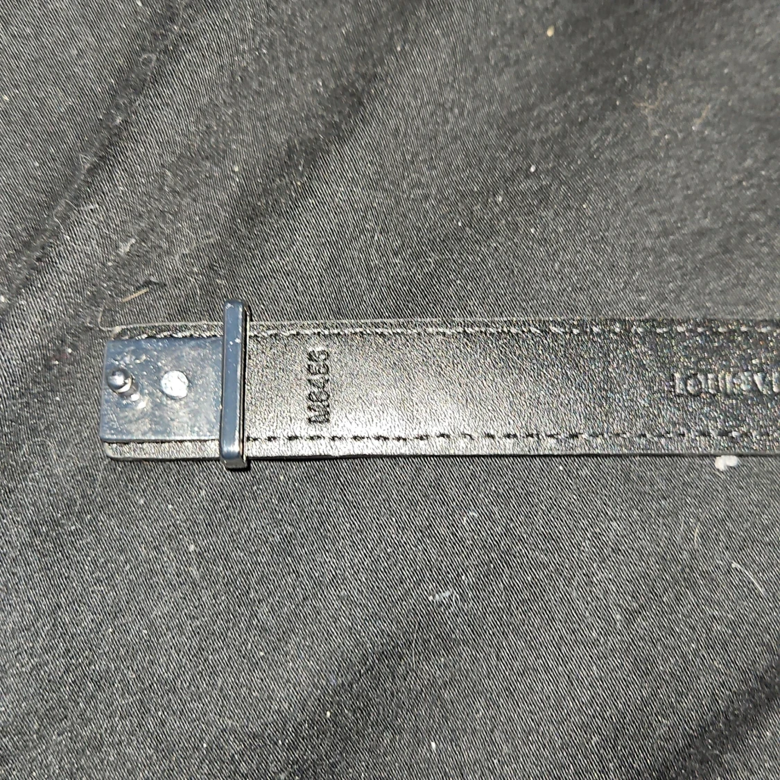 Snyggt svart armband  - 93