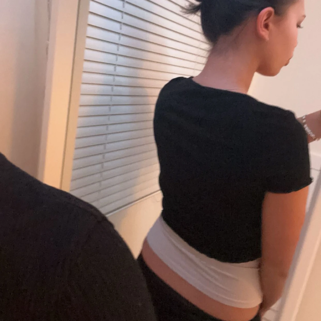 Svart ribbad bolerotopp / kofta - 2