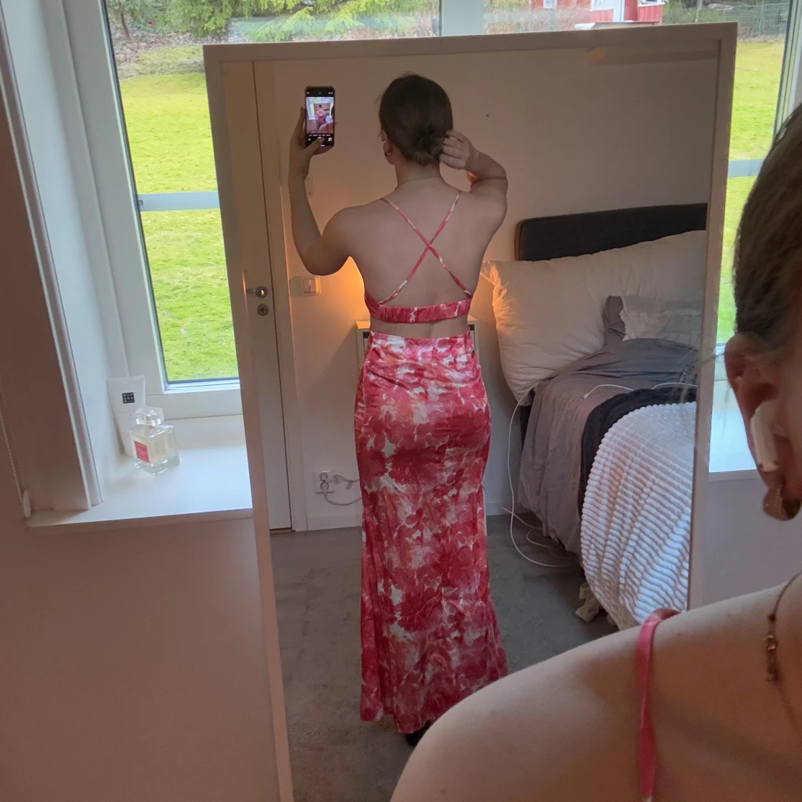 Röd och vit långklänning - 1