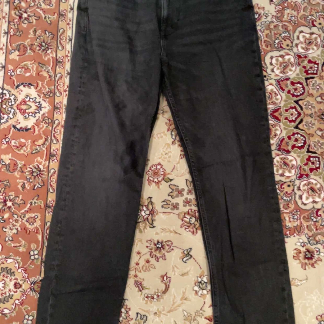 Svarta jeans från H&M