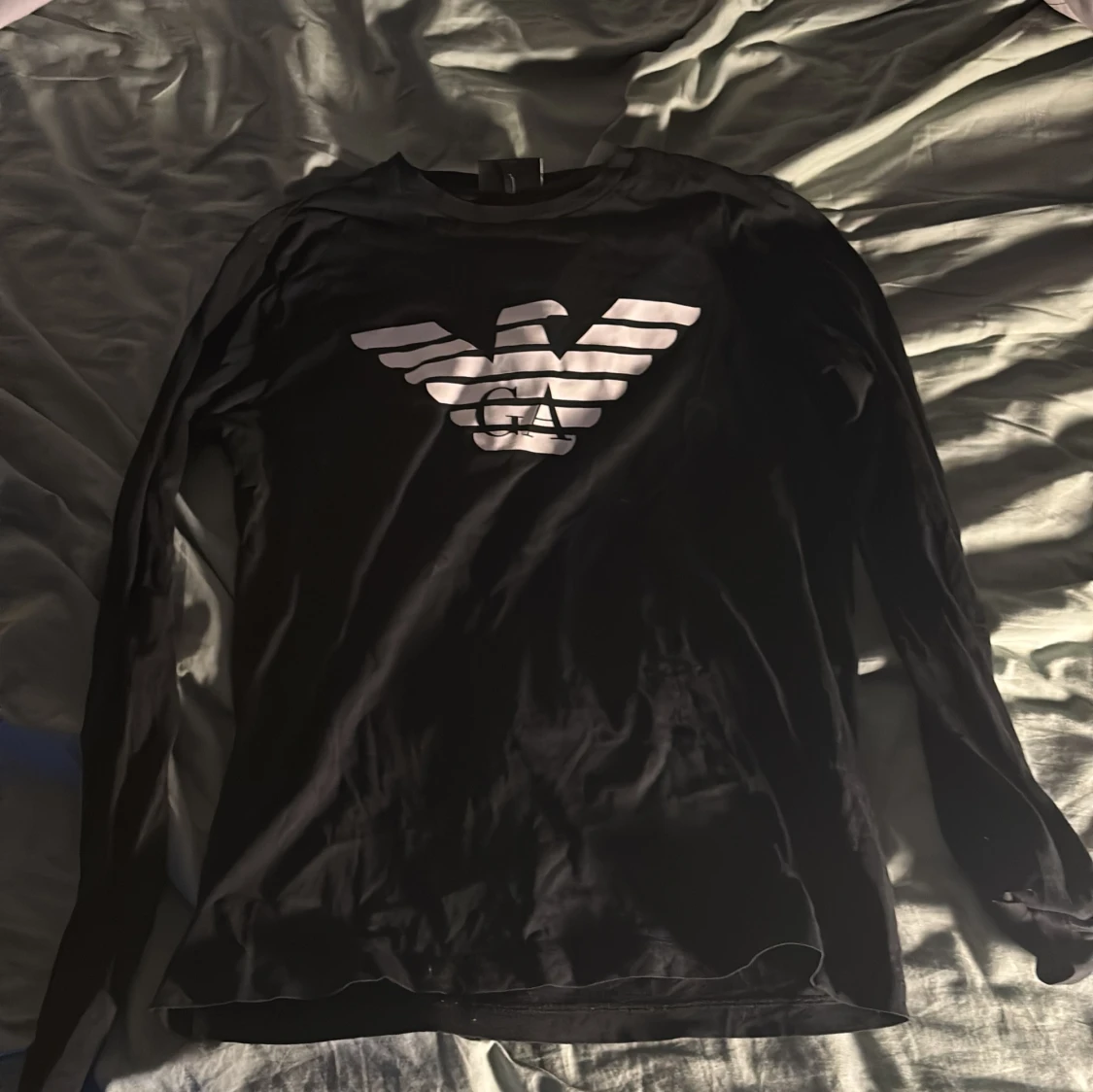 Svart långärmad tröja från Emporio Armani