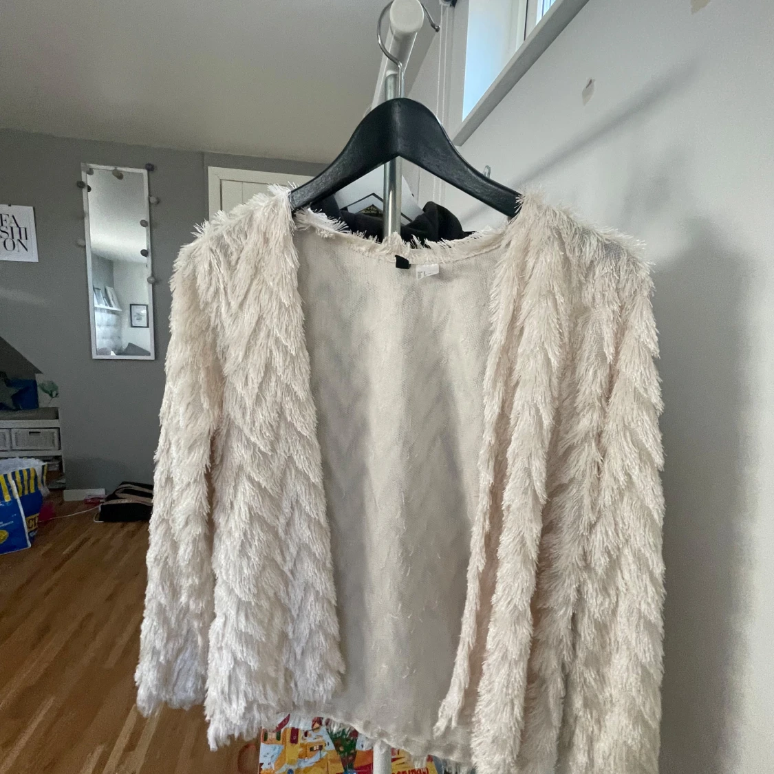 Vit pälsjacka - 90