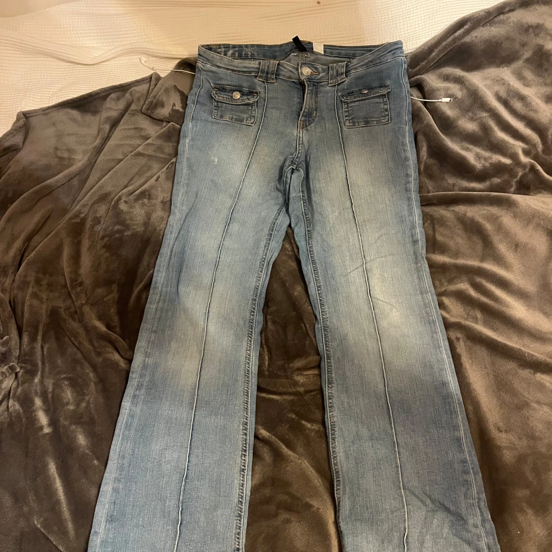 Low waist bootcut jeasn 