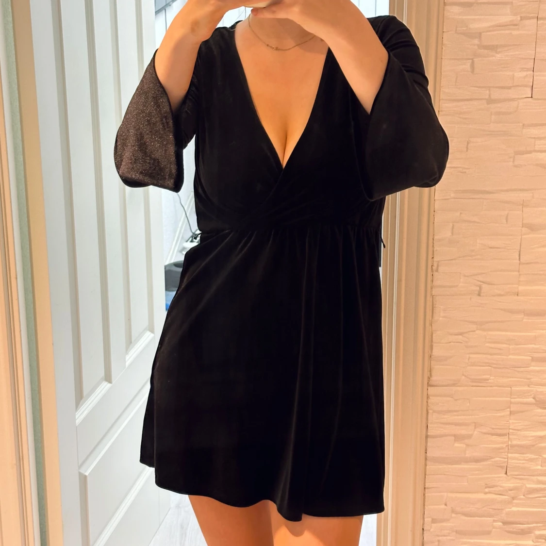 Svart sammet klänning - 91