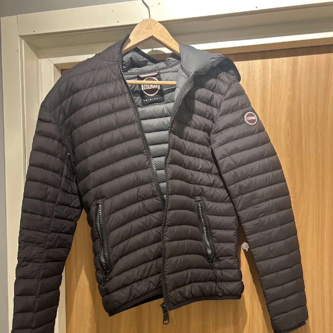 Svart colmar pufferjacka 