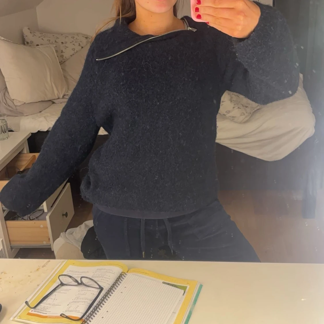 Mörkblå tröja med dragkedja - 2