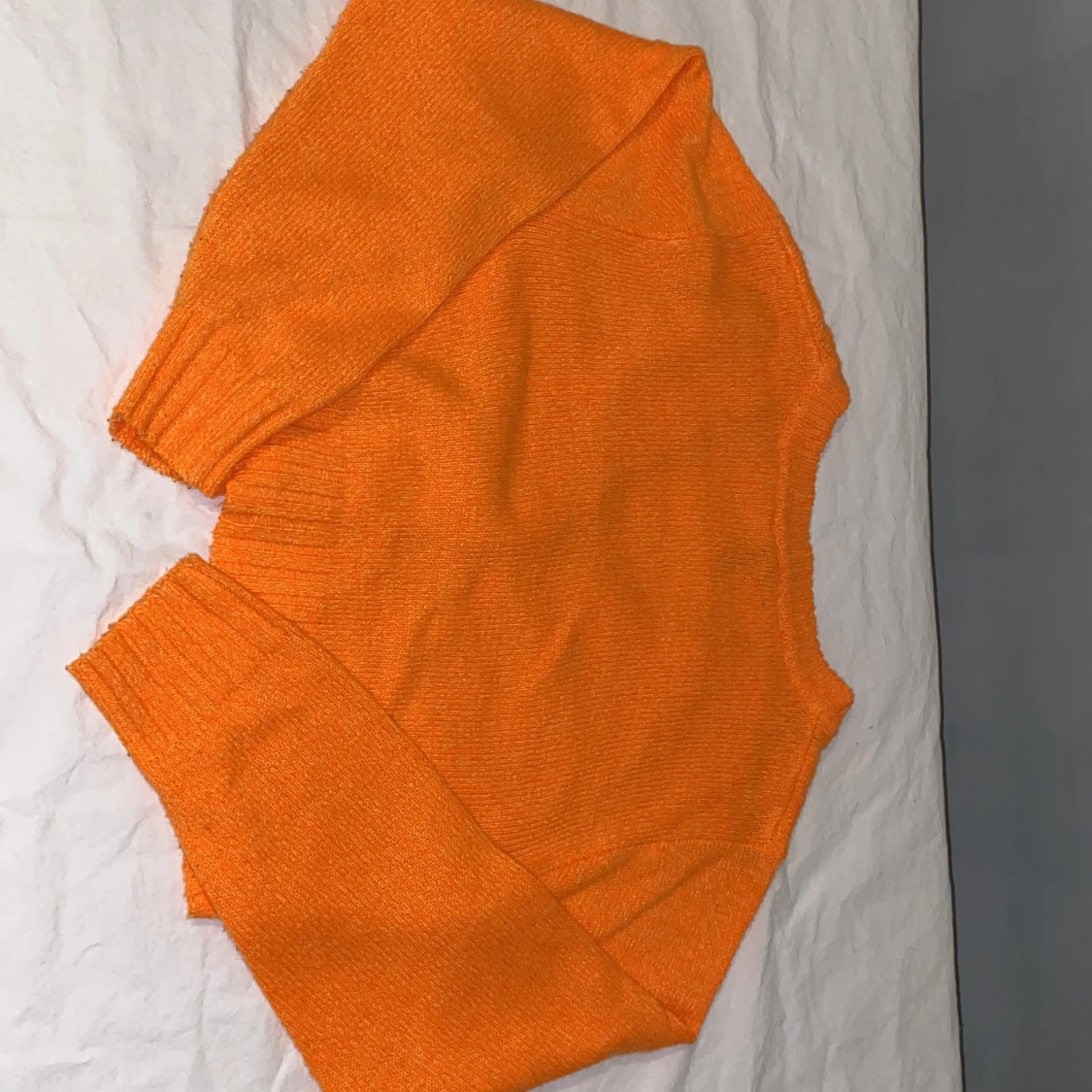 Orange stickad kofta - 1