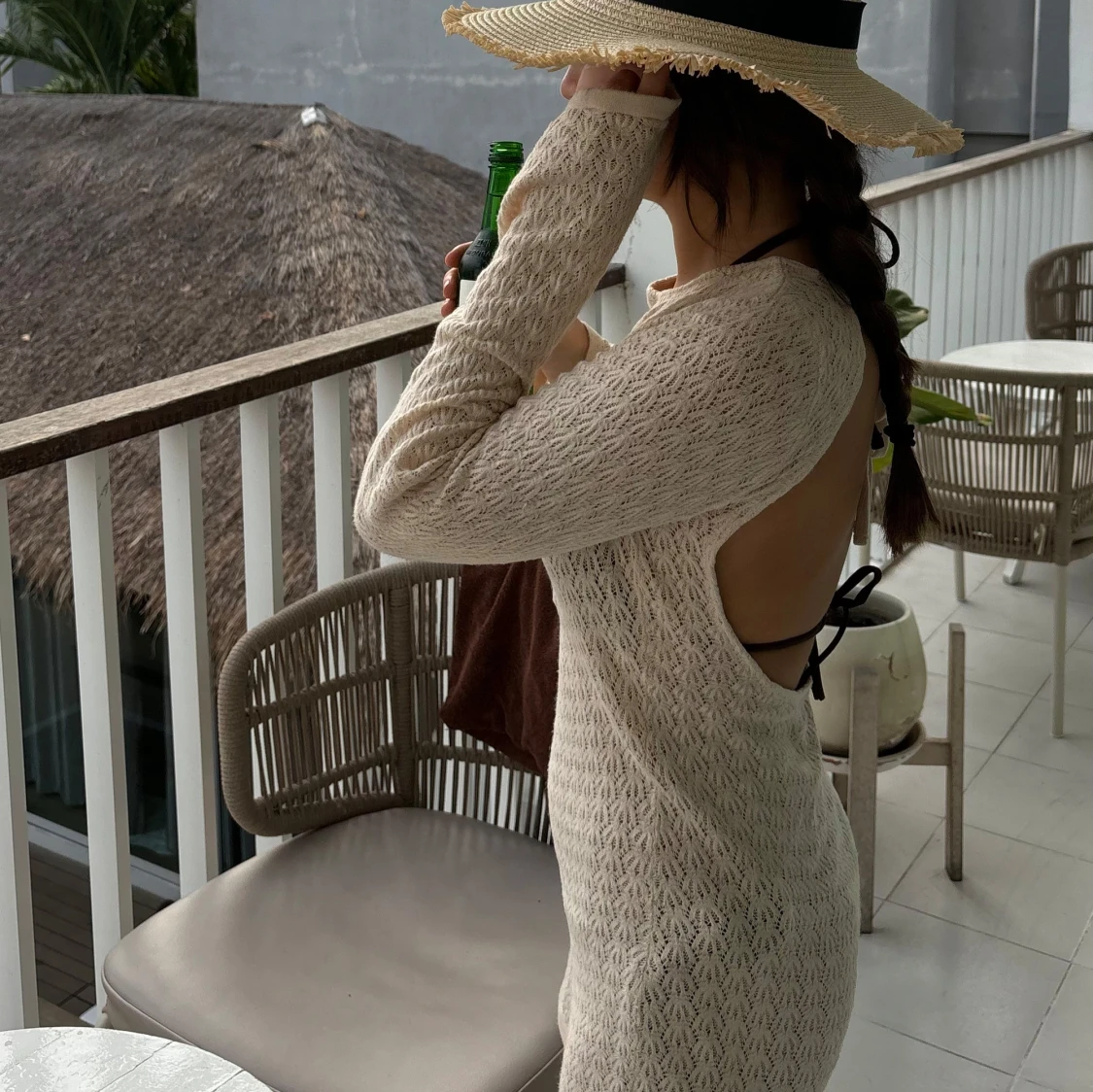 Beige stickad strandklänning - 1