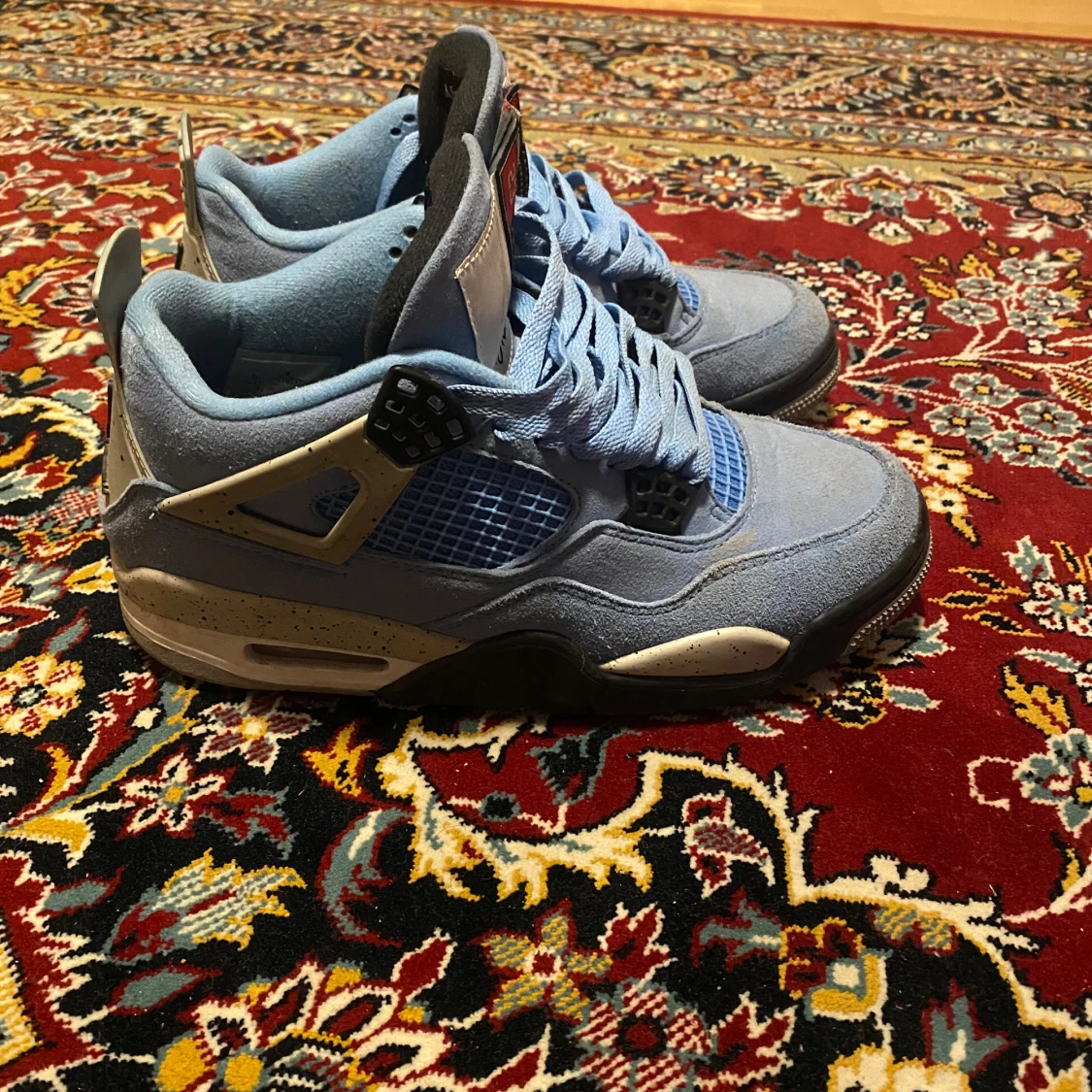 Jordan 4 UNC  - 2