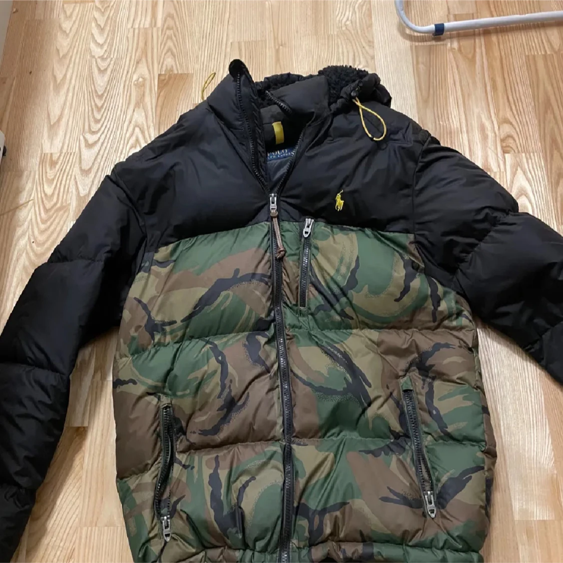 Camouflage pufferjacka från Ralph Lauren