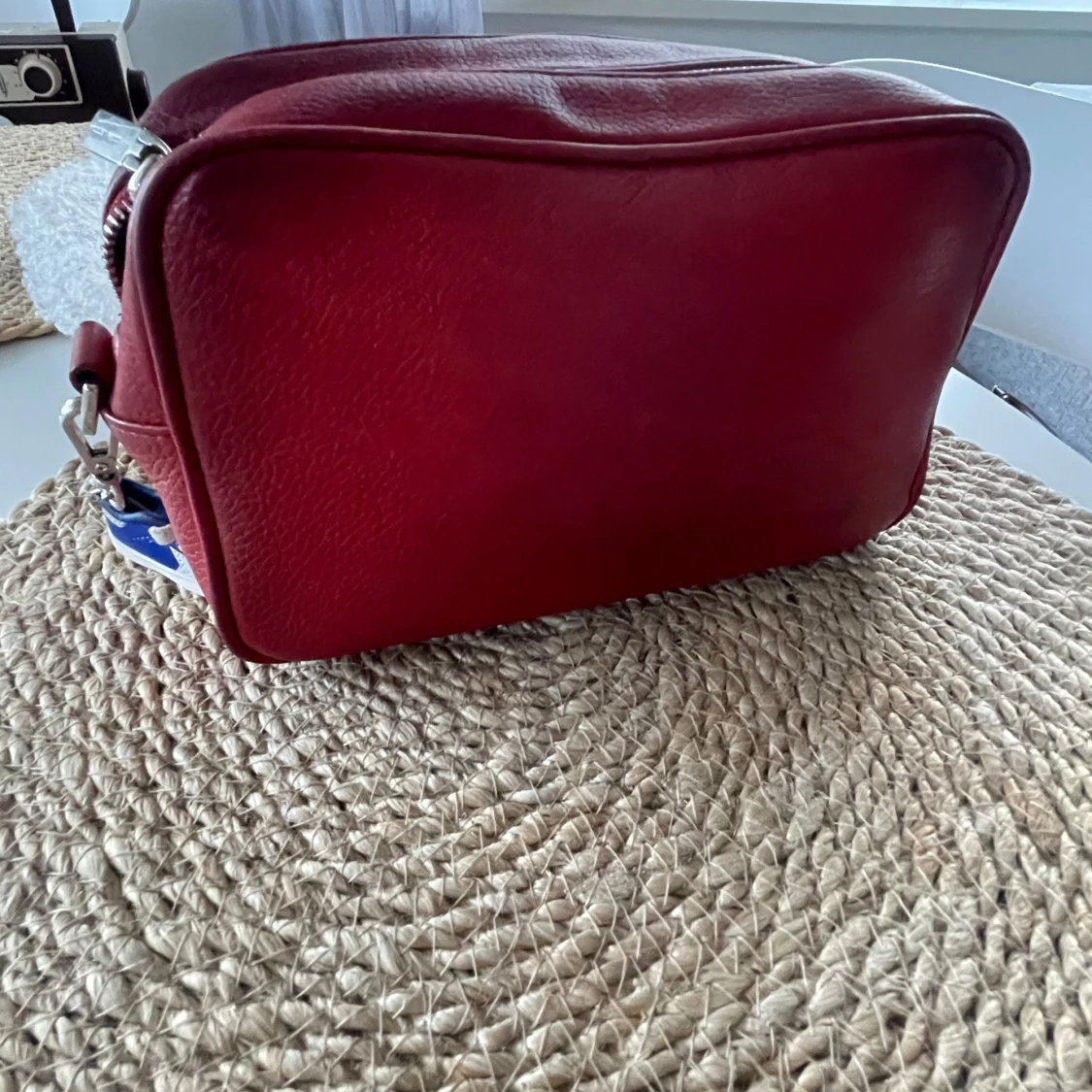 Röd axelväska i skinn - 92
