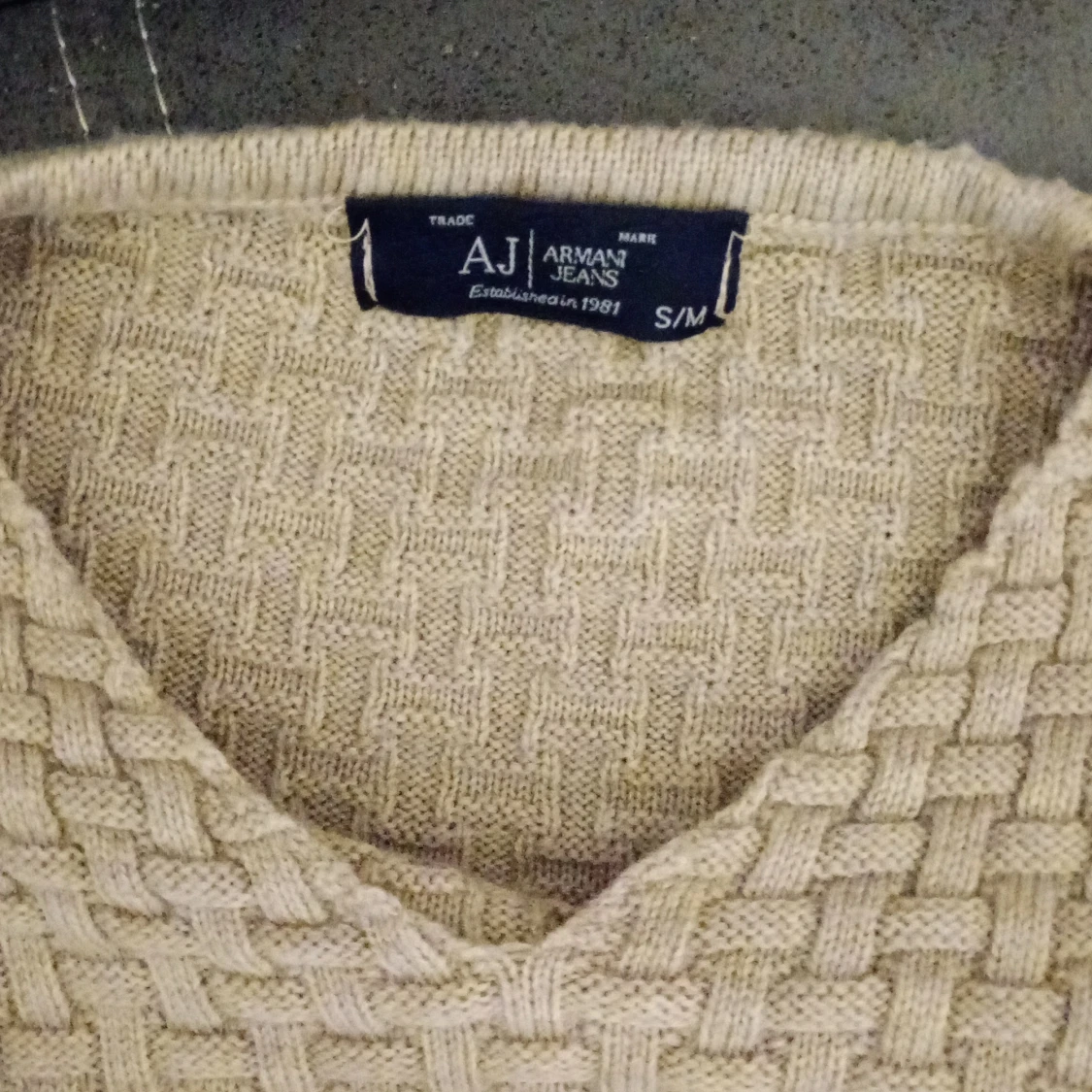 Beige stickad tröja från Armani Jeans - 90