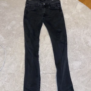 Replay anbass - Tja, säljer dessa sjukt schyssta replay med prefekt färg nu till vintern! Bra pris och jätte bra skick, kom dm för fundering!