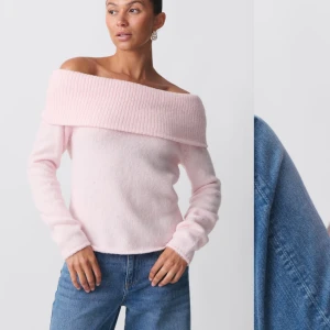 Stickad tröja - Jag säljer tröjan för den har inte kommit till användning. Den är i ett väldigt bra skick då den är ny och knappt använd. Tröjan är i storlek XS och jag är ca 160cm lång. Orginalpriset är 400kr