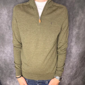 NY Morris half zip  -  // NY Morris tröja | Nyskick | Storlek: M | Nypris runt 1600kr | Kontakta för fler frågor eller funderingar // Deluxecloset