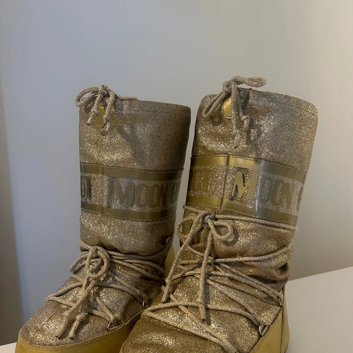 Glittriga moonboots - 90