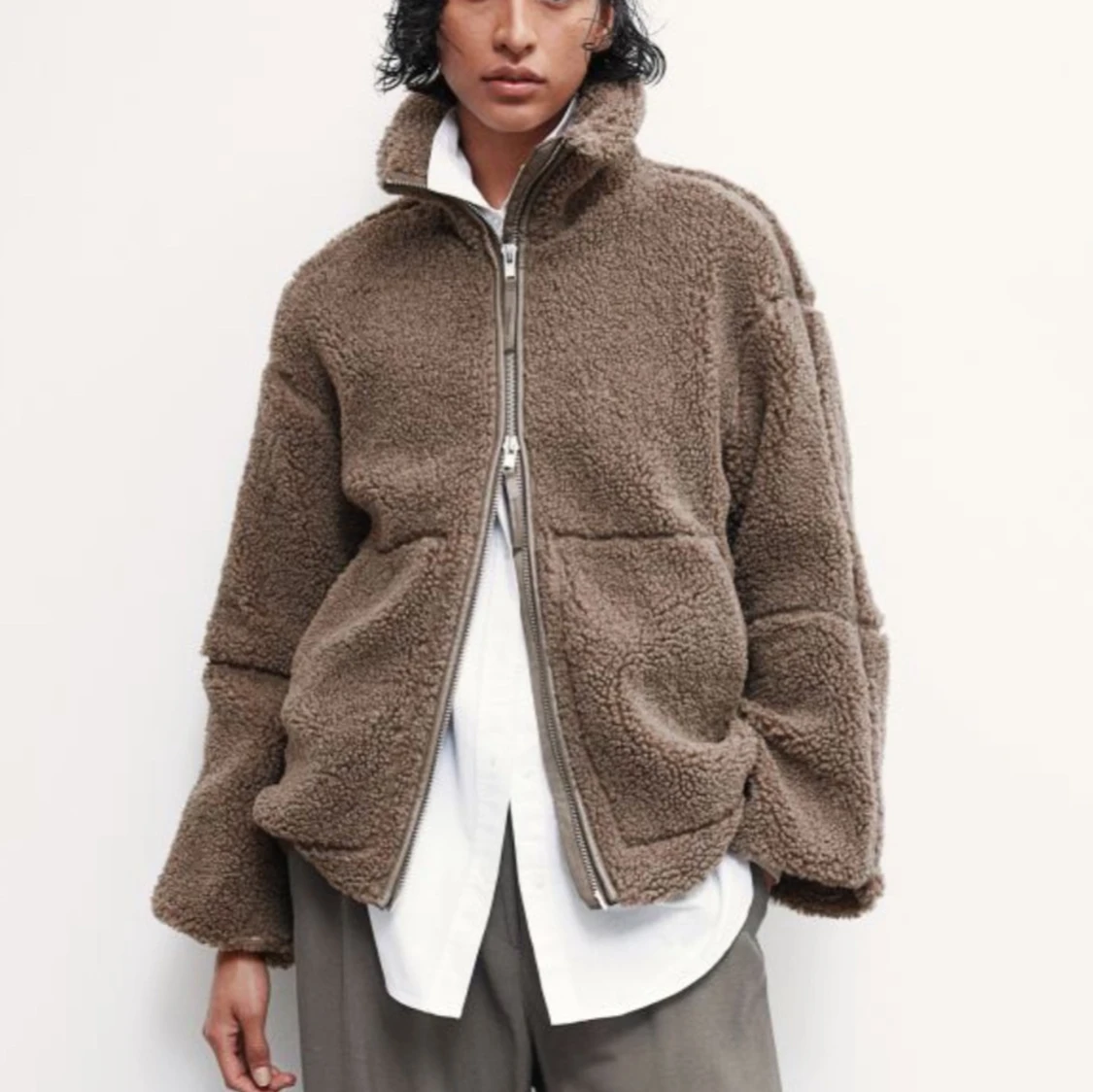 H&M Pilejacka Teddyjacka mörkbeige strl M  - 90