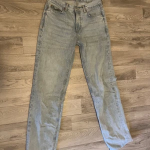 Jeans - Blåa jeans