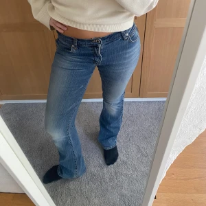 Lågmidjade jeans - Lågmidjade jeans från Arizona!!!